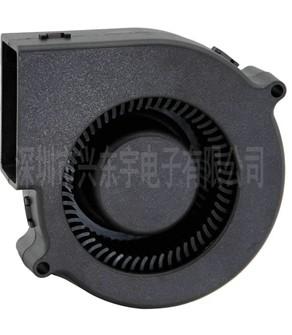 【設(she)備散(san)熱風扇(shan)】的(de)工作(zuo)原理(li)